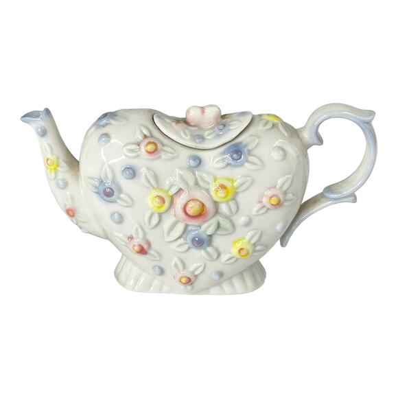 VTG Porcelain Heart TEAPOT & PLATE Tea Set 6.5" Ceramic Flowers White Blue Pink - Picture 4 of 10
